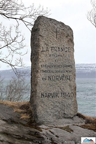 Jeden z památníků na boje v oblasti Narviku na počátku druhé světové války
