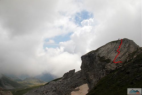 Z jedné strany je Golem Korab choďák, z druhé je závěr pěkný skalnatý