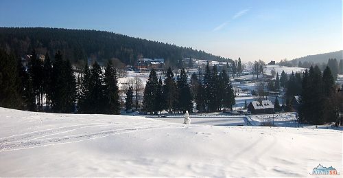 Výhledy na Bedřichov od lyžařských vleků EPV1 a EPV 2
