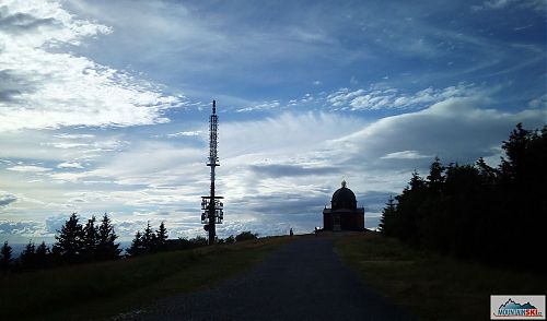 Na Radhošť jen kousek, jelikož jsem neměl gumicuk, zaostal jsem