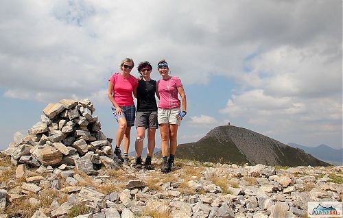 Na vrcholu Turčin - v pozadí Titov vrv