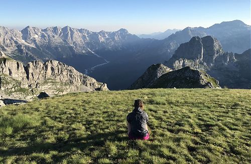 Zla Kolata (2535 m), nejvyšší bod Černé Hory, byla i nejvyšším místem naší cesty, abychom na ní došli/vylezli, opustili jsme na chvíli trasu Peaks of the Balkans
