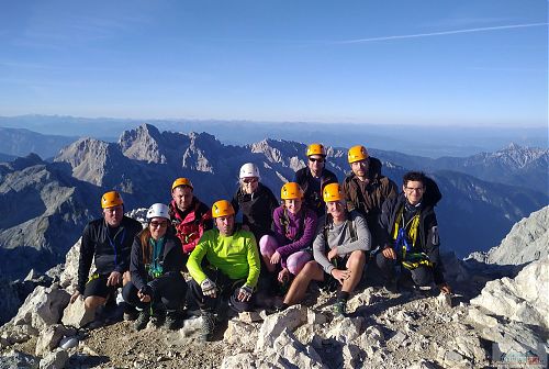 Standardní skupinové foto na vrcholu Triglavu