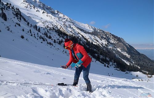 Testování nového lavinového vyhledávače Ortovox ve výšce přes 2000 metrů pod Vihrenem (2914 m)